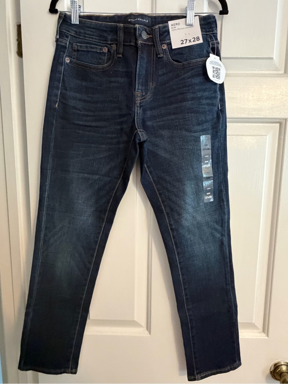 Aeropostale Men's Dark Wash Slim Jeans - Blue